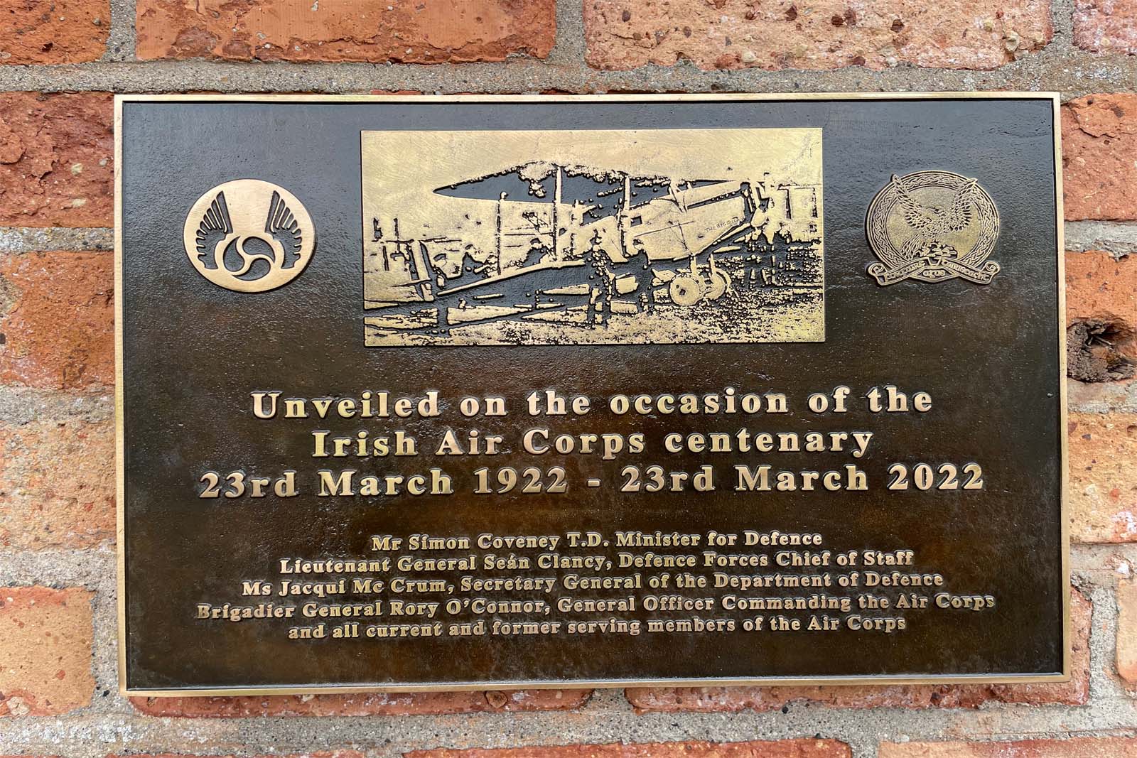 Plaque